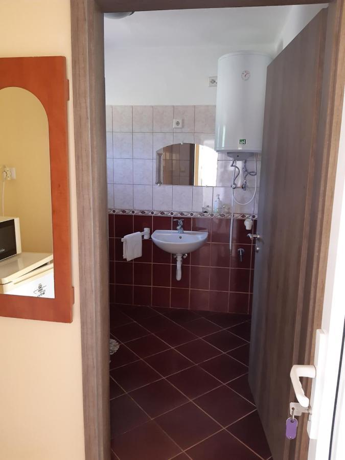 Apartament Helga Apartman Makó Zewnętrze zdjęcie