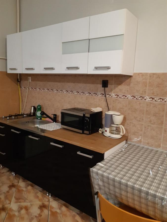 Apartament Helga Apartman Makó Zewnętrze zdjęcie