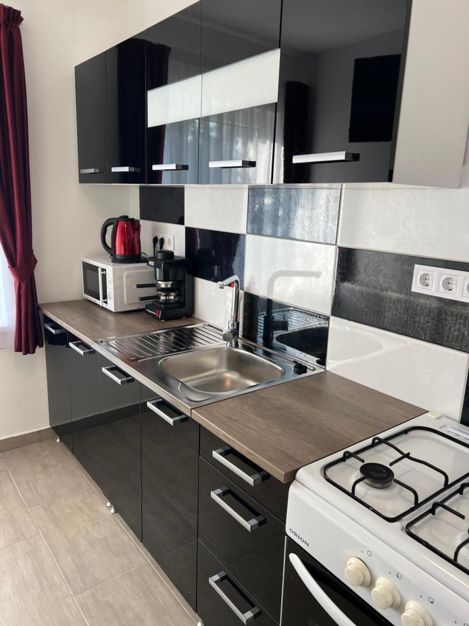 Apartament Helga Apartman Makó Zewnętrze zdjęcie